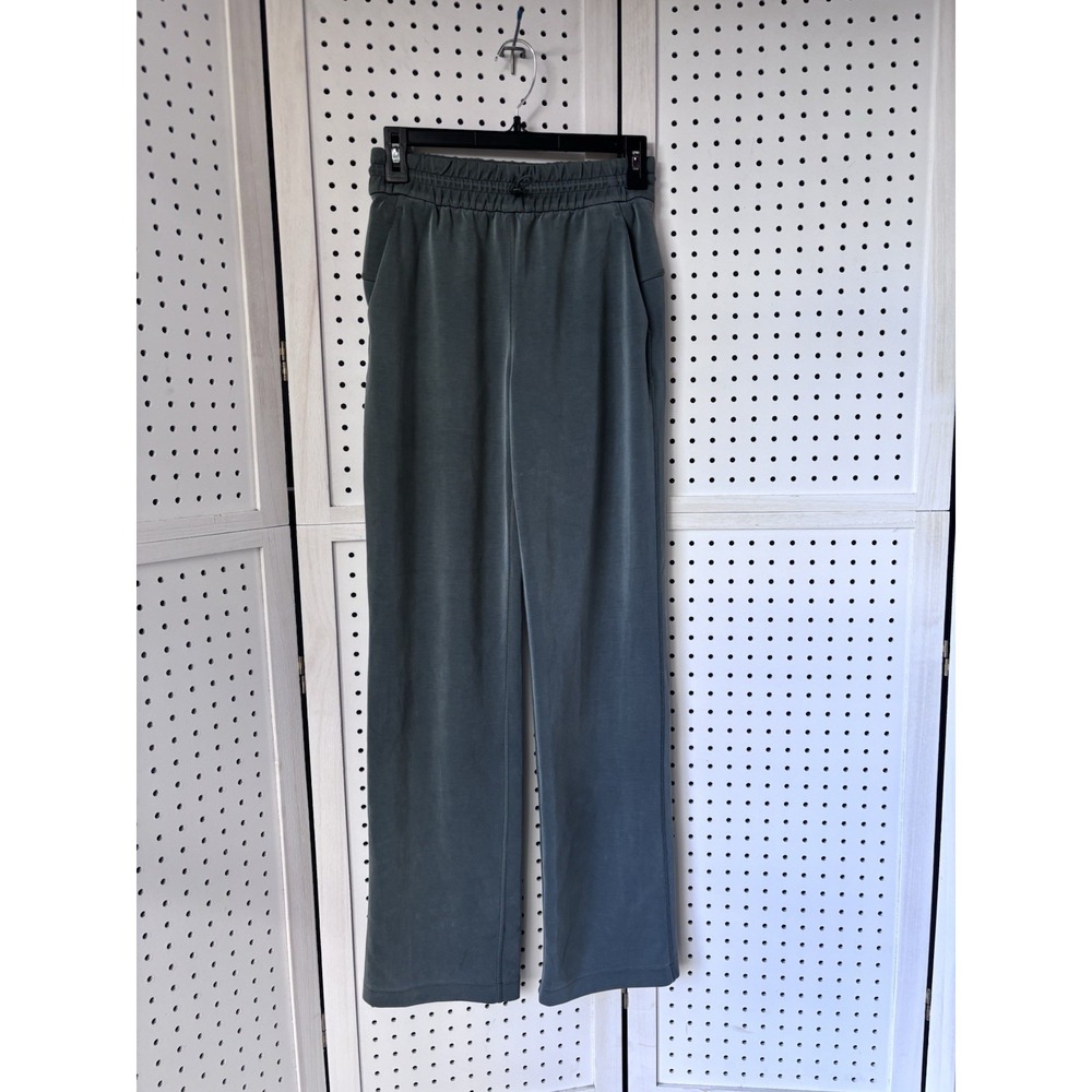 Lululemon Softstreme High-Rise Wide-Leg Pants – Women's Size 4 Green
